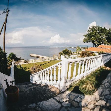 Villa Galanis By The Sea نيفوريكا المظهر الخارجي الصورة